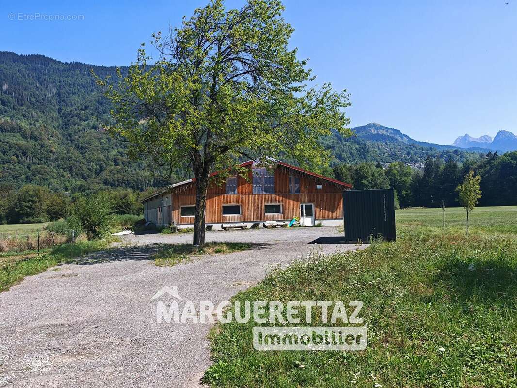 Ferme savoyarde à vendre à la Rivière Enverse - photo 10