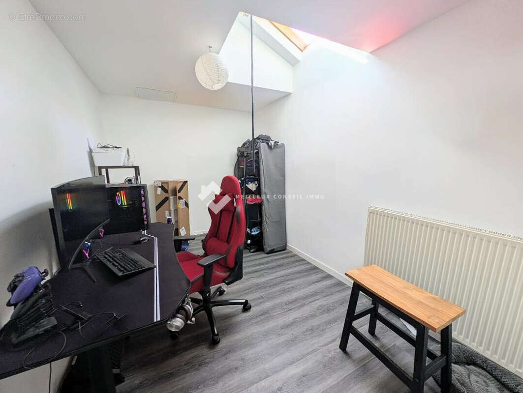 Maison 102 m² à Buxerolles  - photo 9