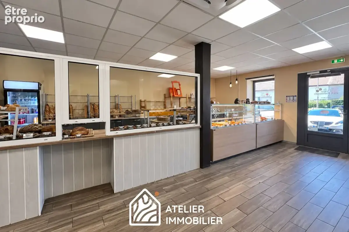Murs commerciaux - 400m2 - photo 3