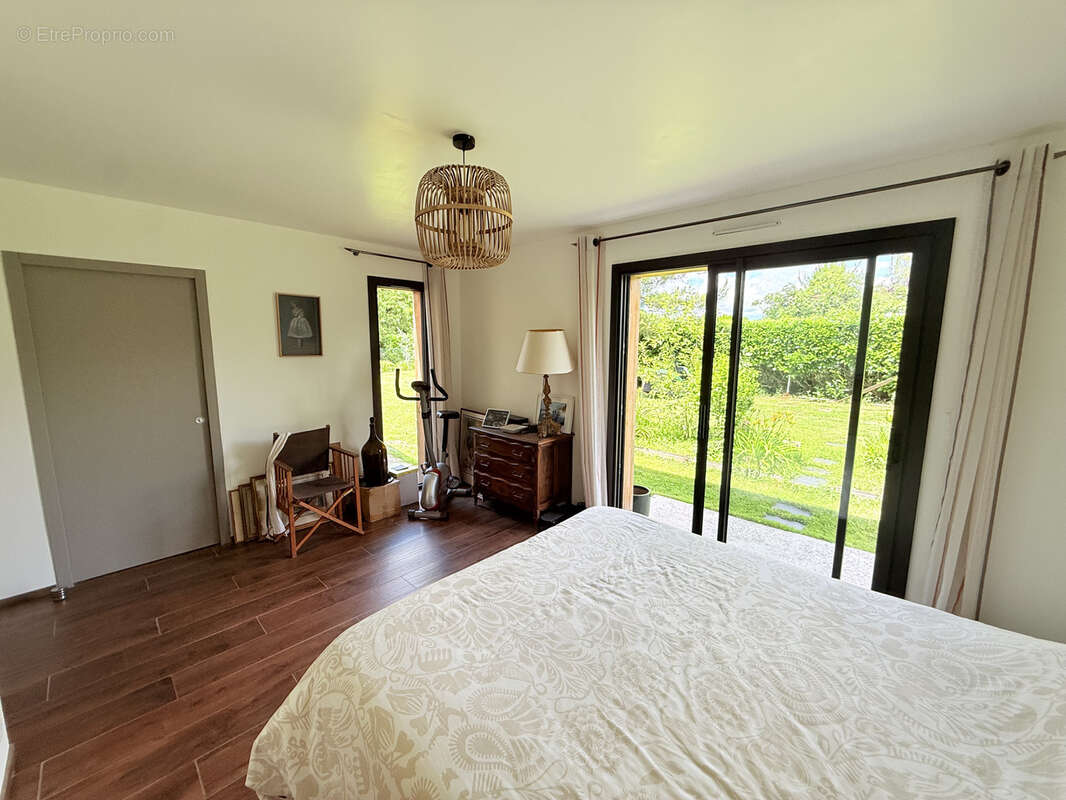 Maison à THOIRY