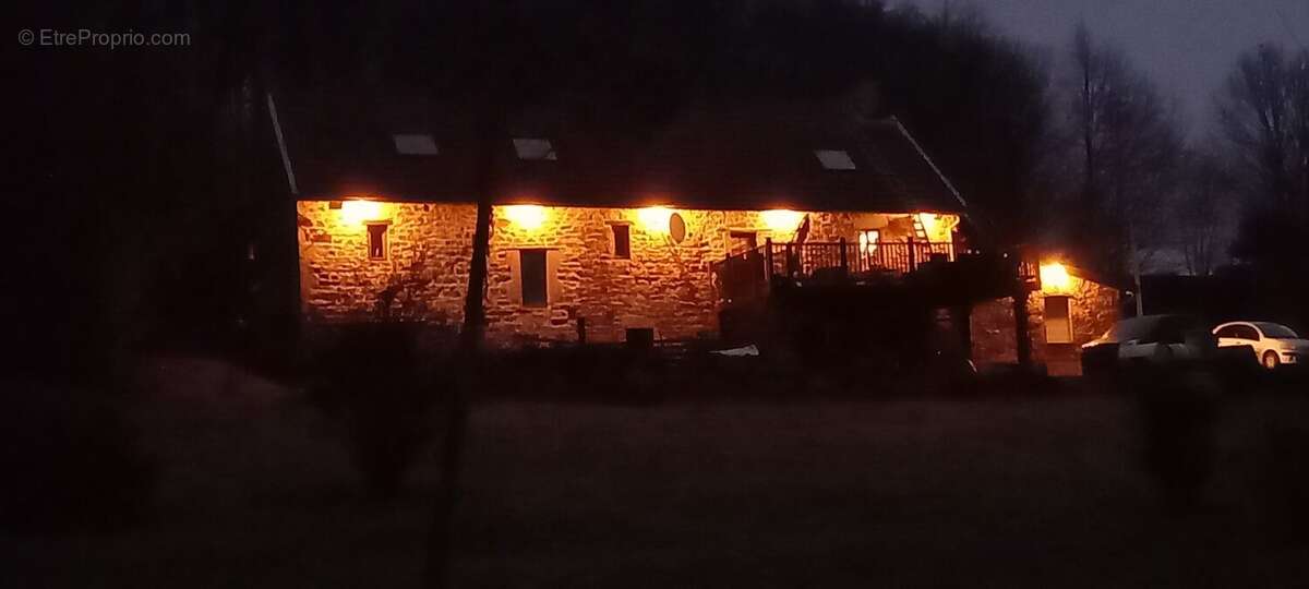 Maison à DOMPS