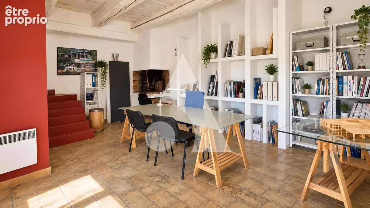 Photo Commerce à Montferrier-Sur-Lez au prix de 367 500€