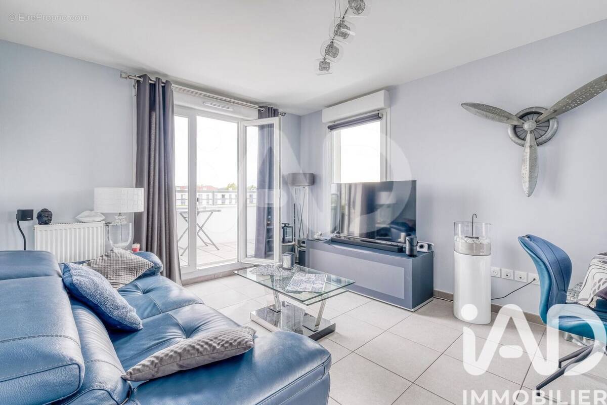 Photo 1 - Appartement à CLAYE-SOUILLY