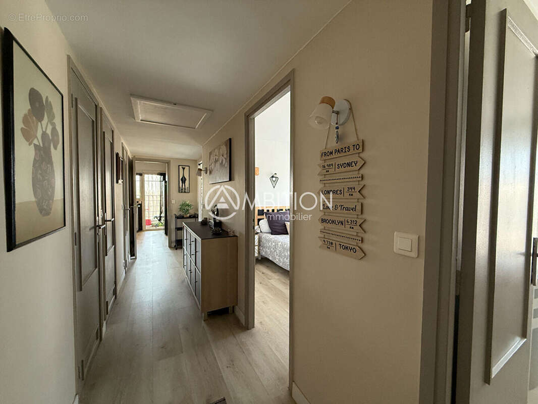 Appartement à FREJUS