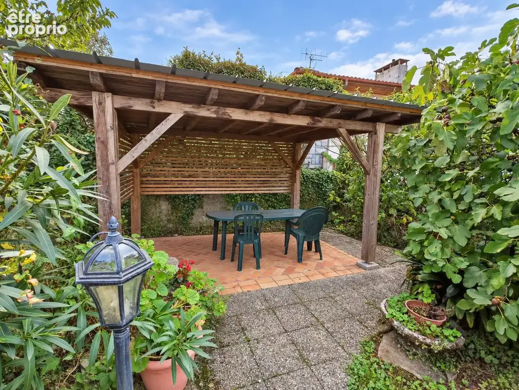 Maison 7 pièces 155 m² à vendre à Gaillard (74240) - photo 2