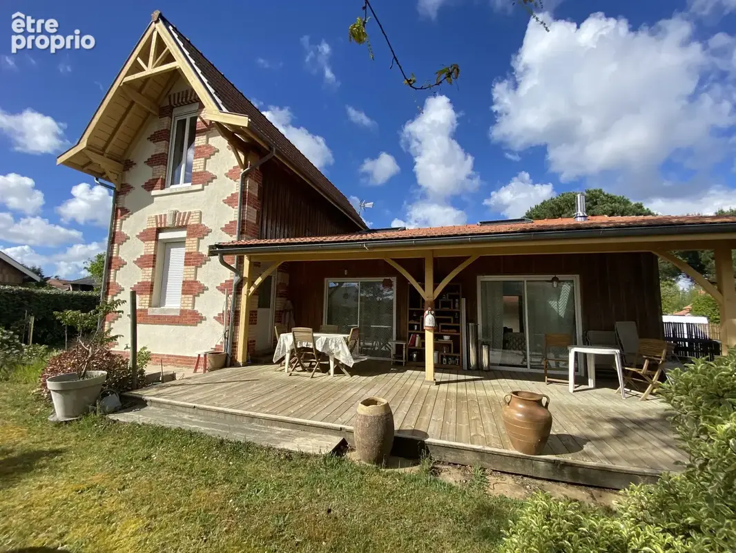 Maison à LACANAU
