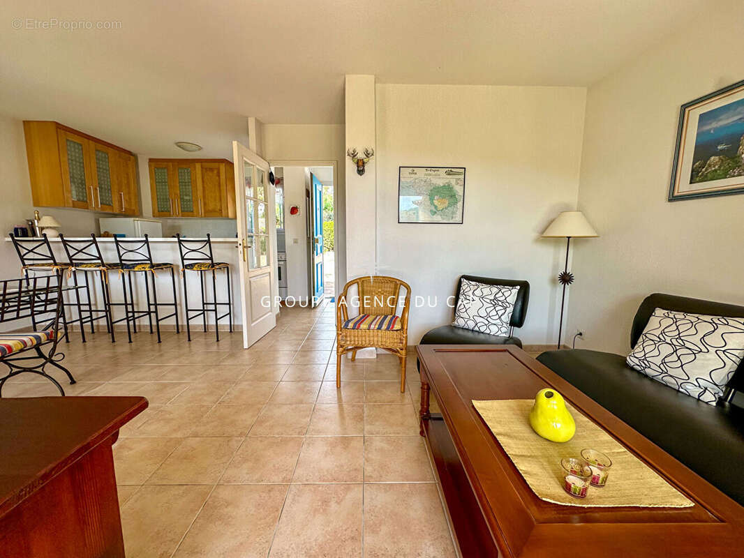Appartement à LES ISSAMBRES