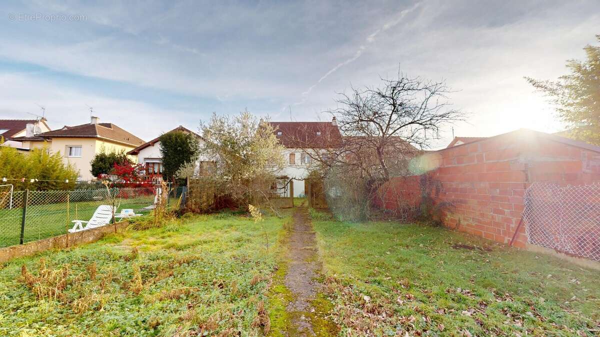Maison à MONTFERMEIL