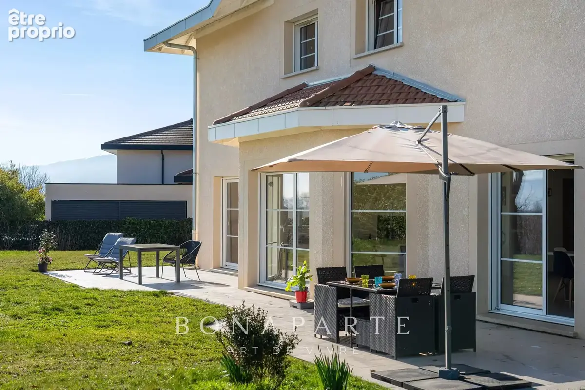Cessy - maison p6 de 242 m² - vue mont-blanc - appartement independant - photo 2