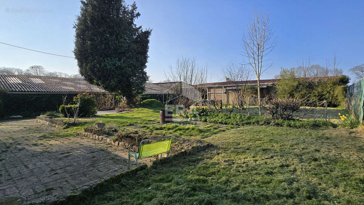 Maison à AUBERMESNIL-BEAUMAIS