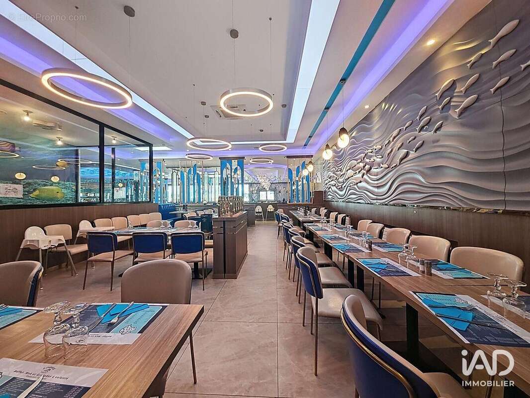 Photo 2 - Commerce à BRIE-COMTE-ROBERT