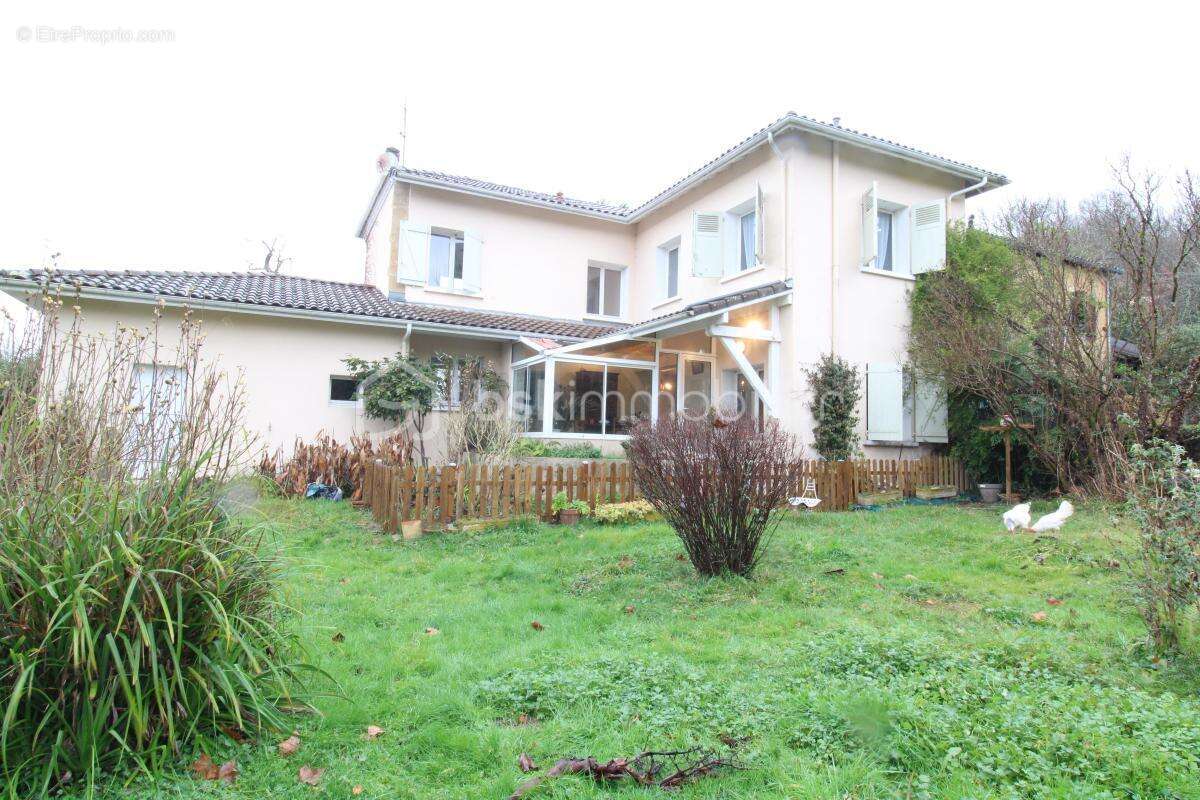 Maison à EUGENIE-LES-BAINS