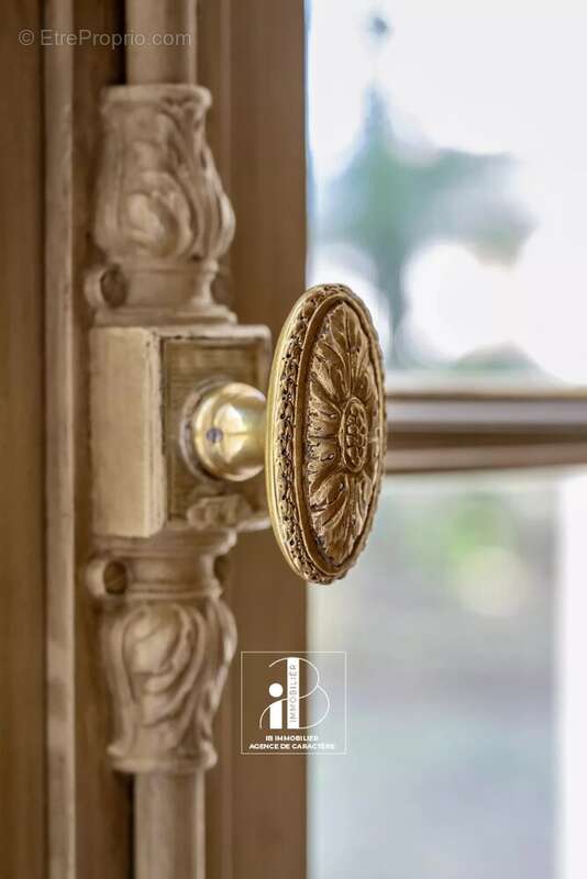 Maison à FONTAINEBLEAU