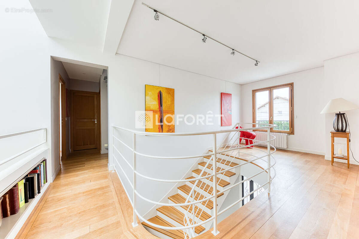 Maison à PONTAULT-COMBAULT