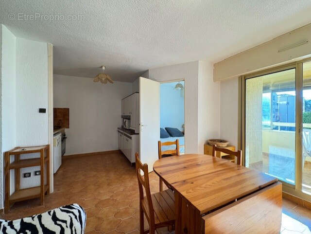 Appartement à SIX-FOURS-LES-PLAGES