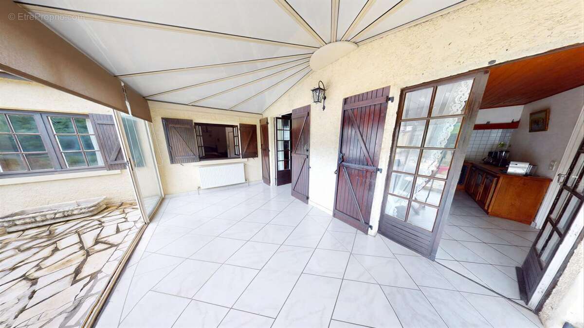 Maison rue très calme avec garage et jardin centre ville Mérignac - photo 7