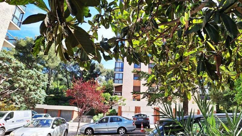 Appartement à MARSEILLE-13E