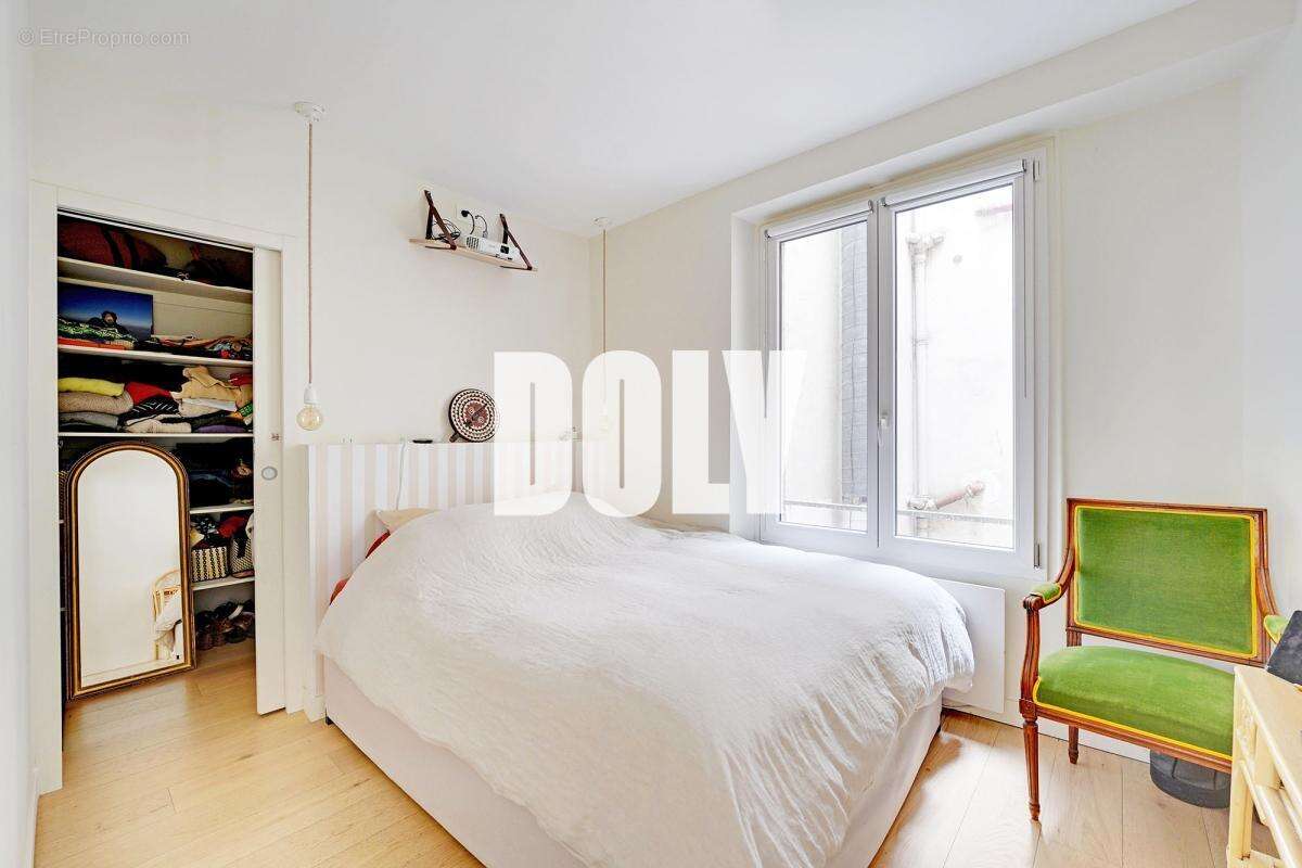 Appartement à PARIS-9E