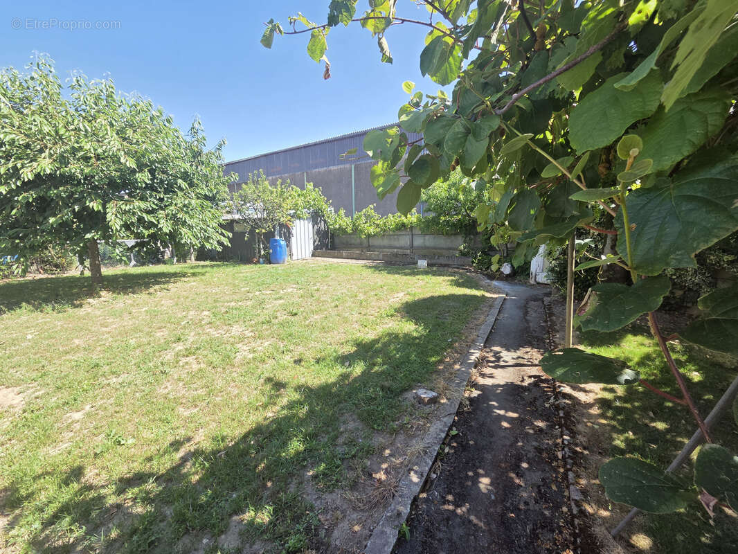Maison à LES HERBIERS