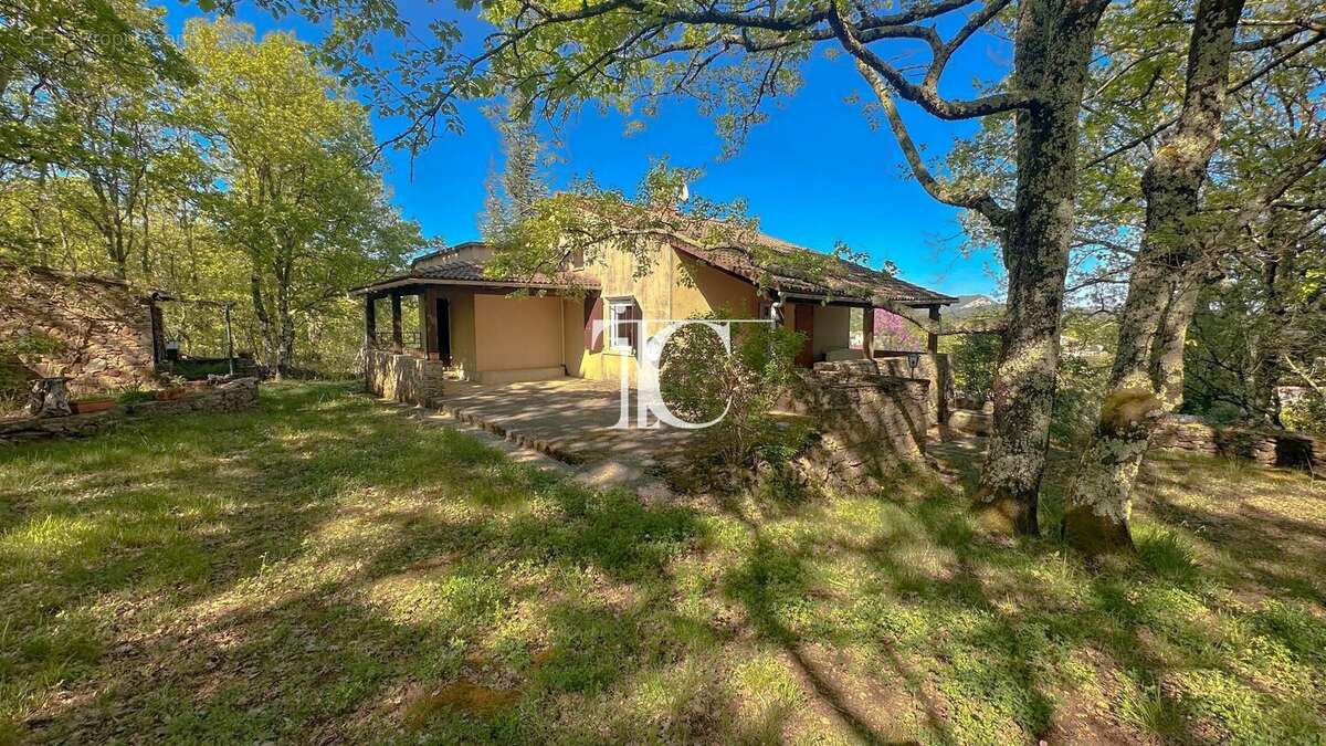 Maison à SAINT-AMBROIX