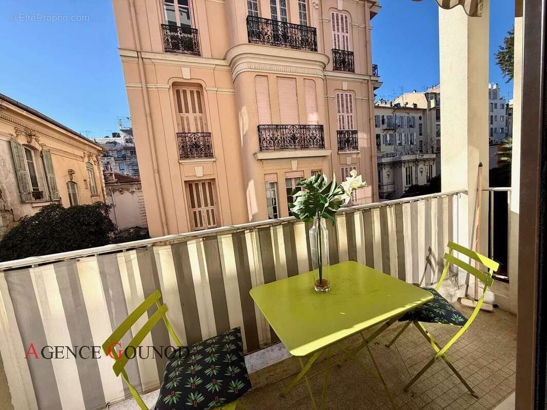 Appartement à NICE