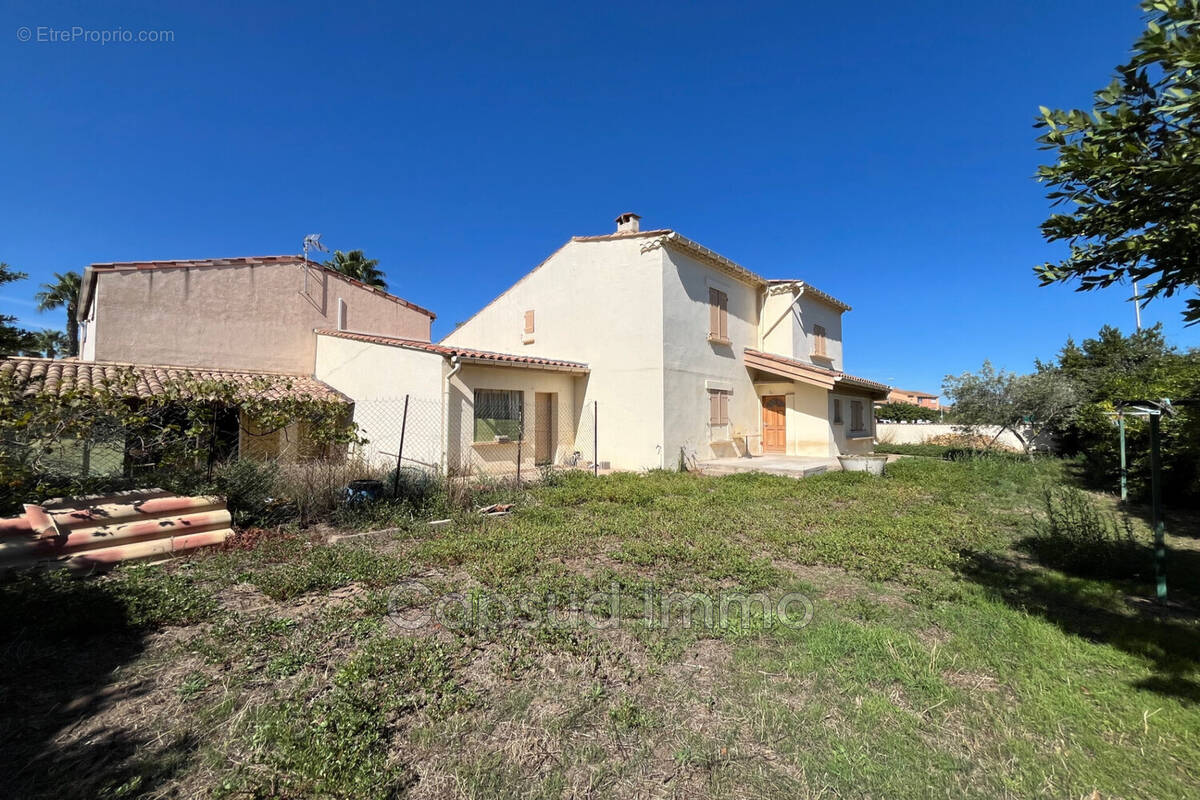 Maison à VALRAS-PLAGE