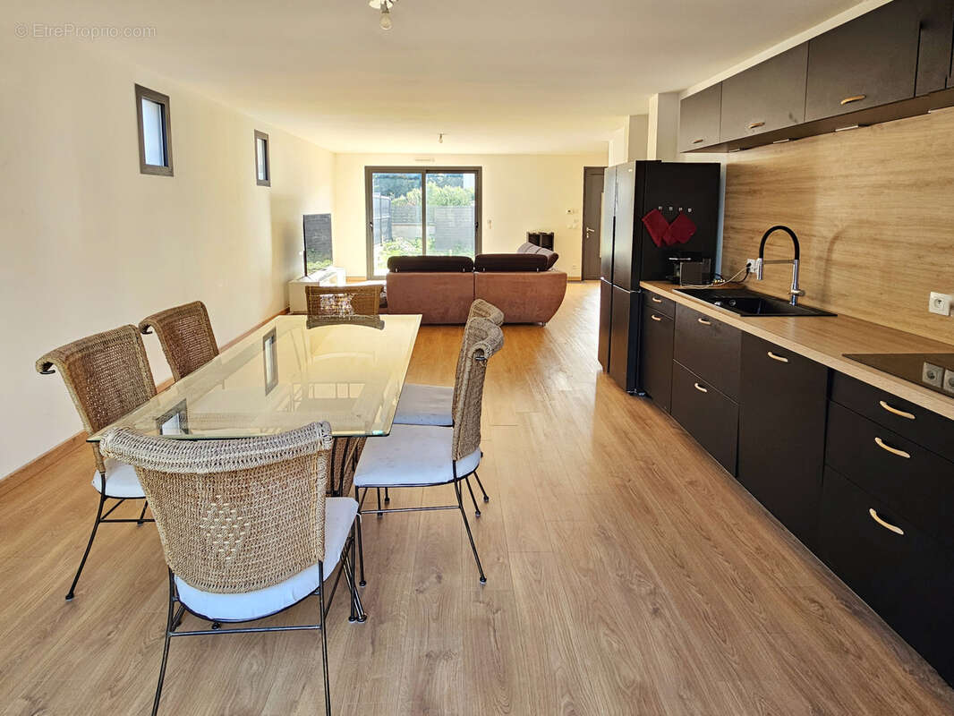 Maison à VILLECRESNES