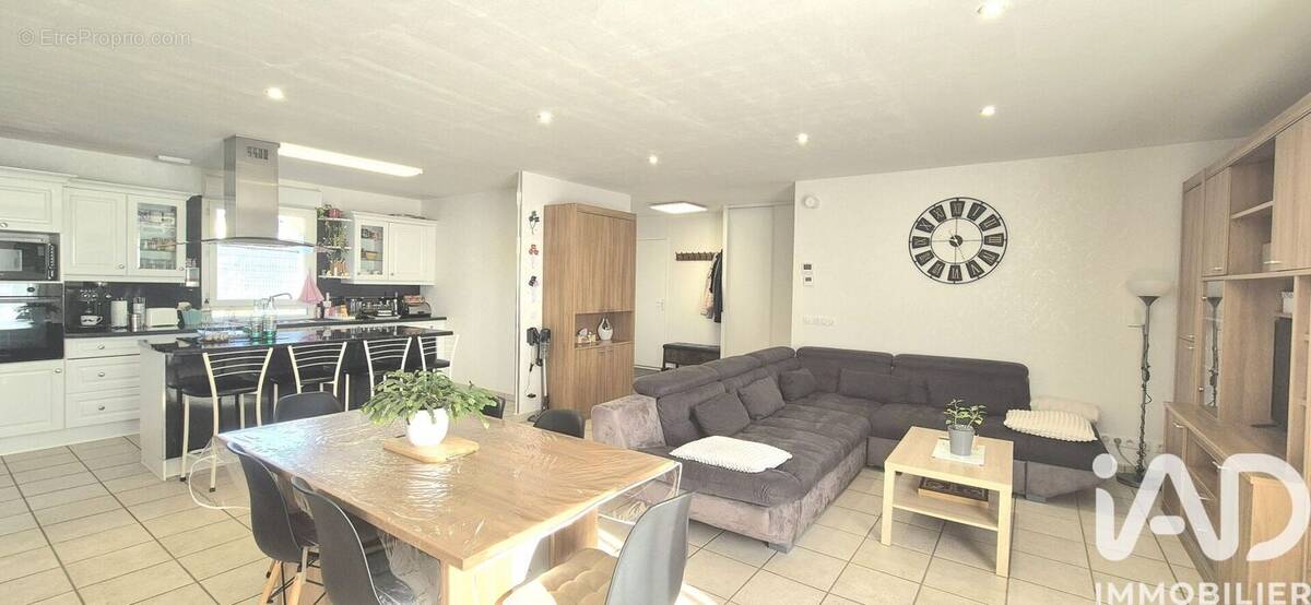 Photo 1 - Maison à MABLY