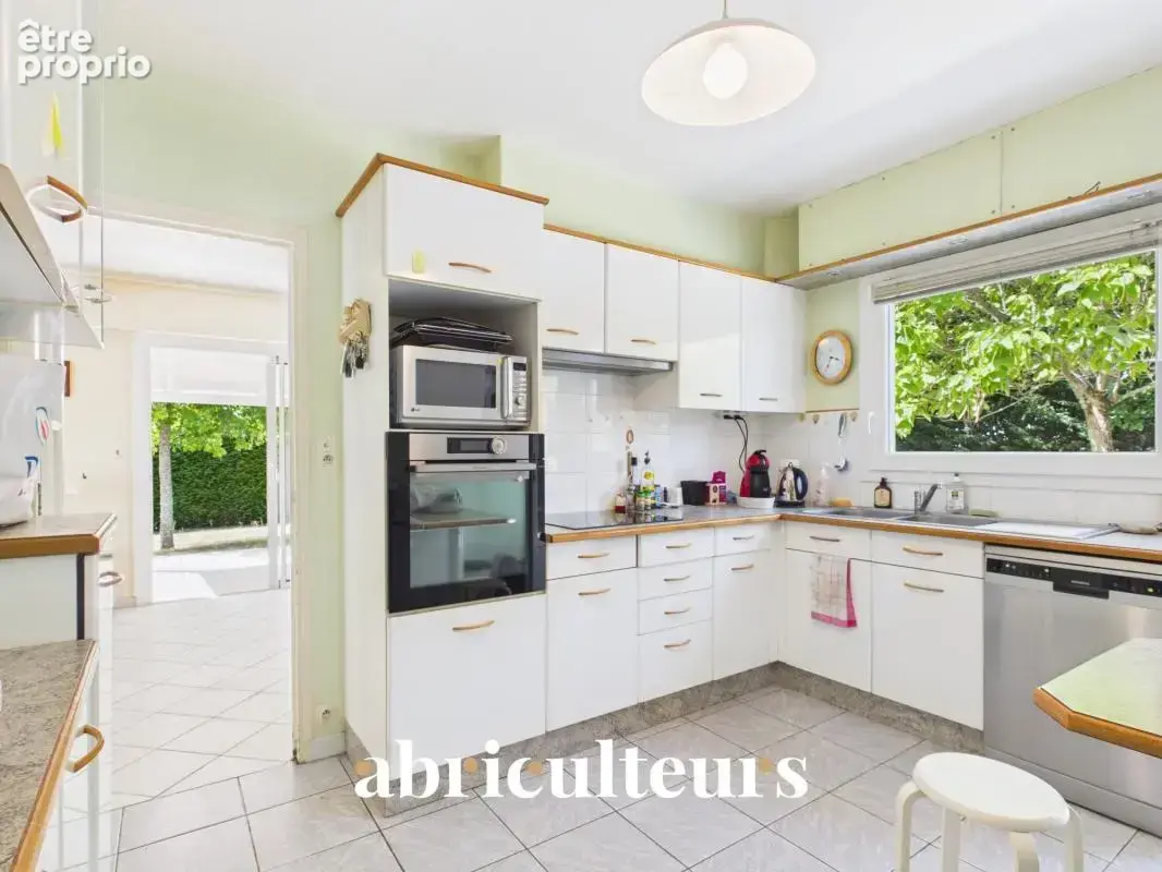 Belle maison familiale de 160 m² sur grand terrain arboré au nord de Vannes – Quartier prisé du Teninio - photo 12