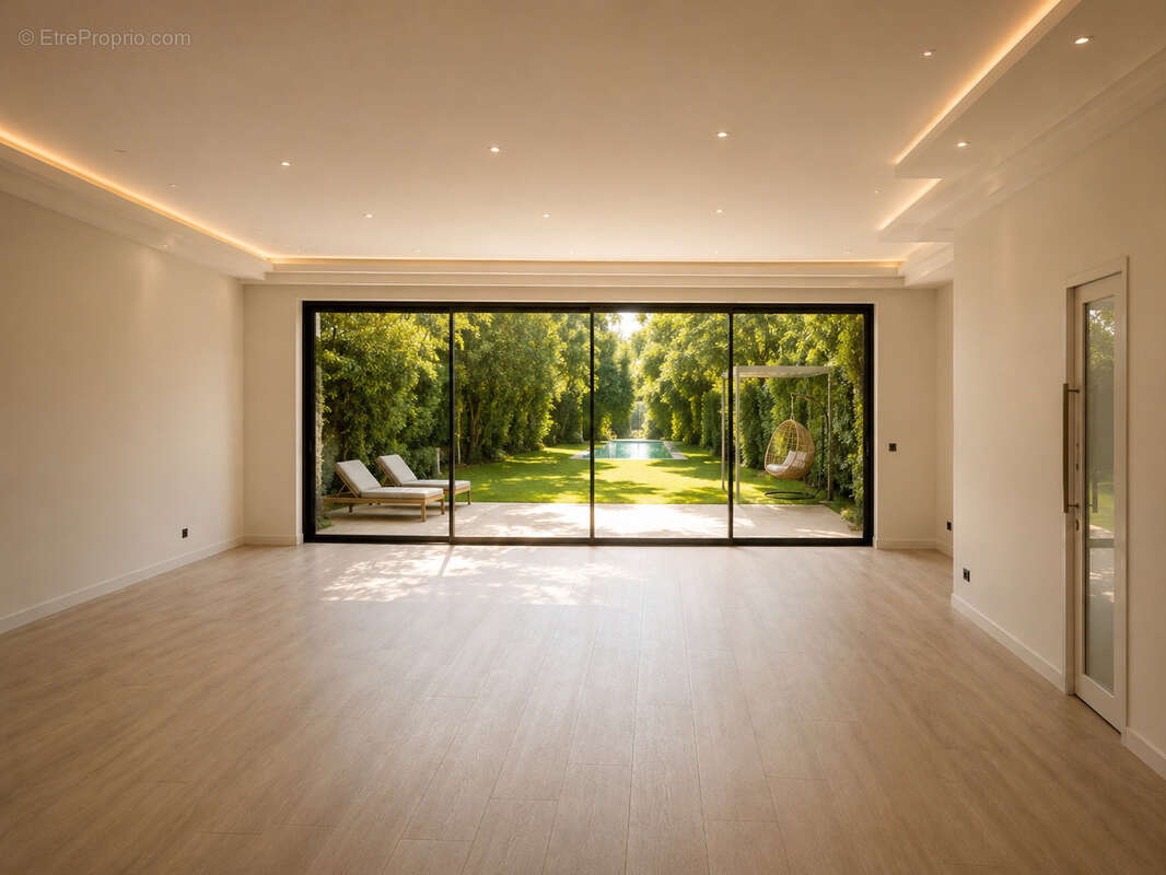 13008 Carré d'or - Propriété de caractère avec jardin et piscine   Marseille - photo 8