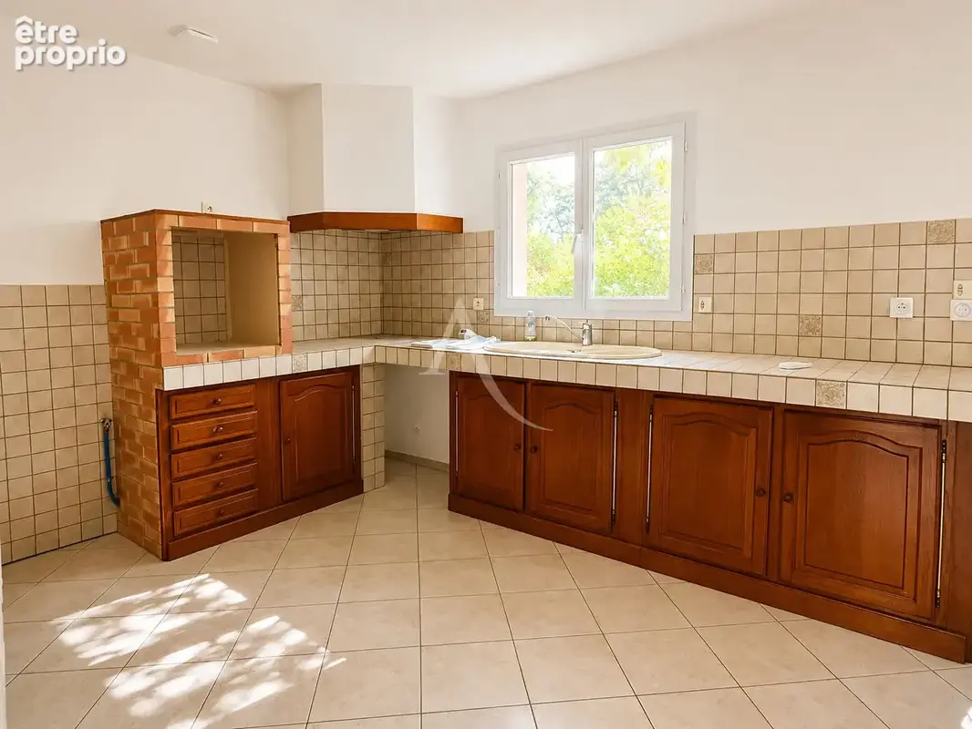 CESTAS/PIERROTON : Maison de plain-pied 118m2 avec Garage. - photo 4