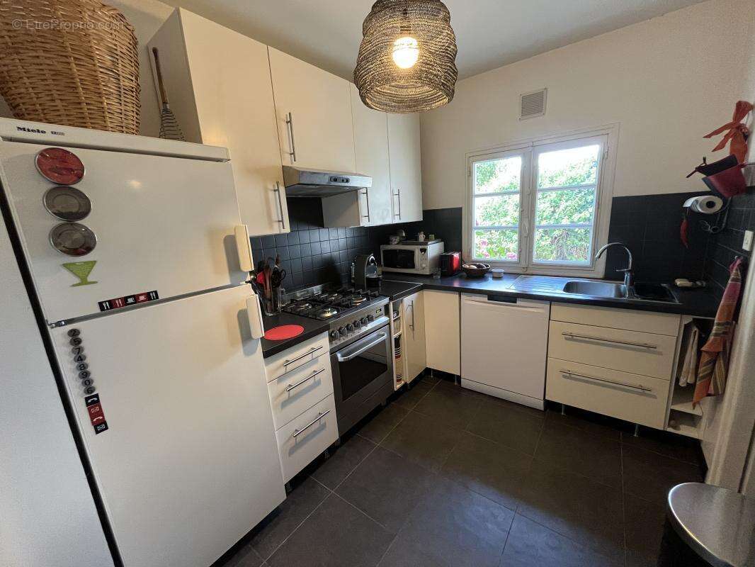 Maison 102 m² à Chassenon  - photo 6