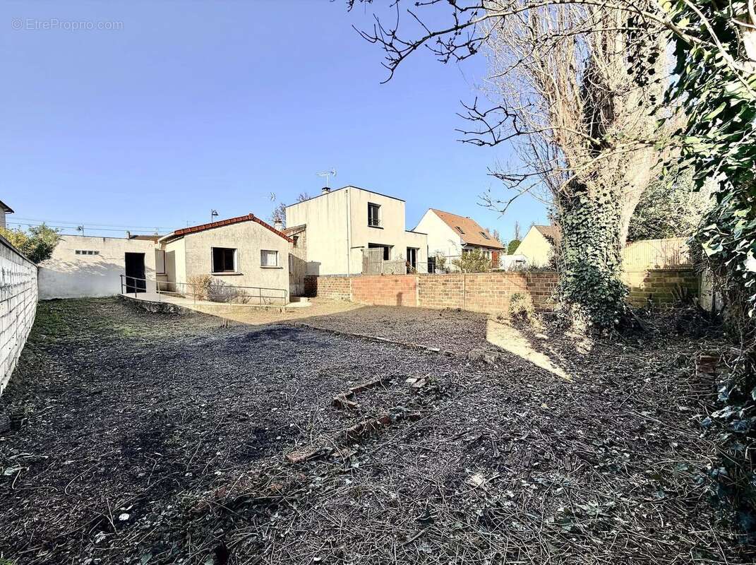 Maison à MAISONS-ALFORT