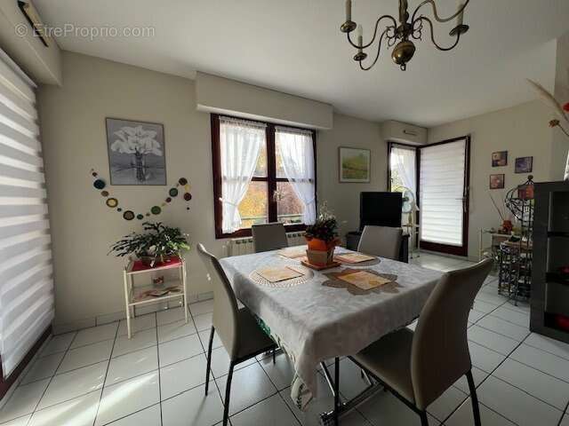 Appartement à ANDREZIEUX-BOUTHEON