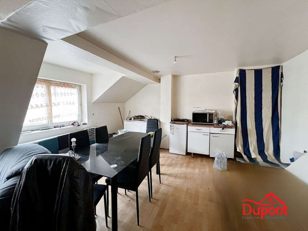Appartement 250 m² à Denain  - photo 2