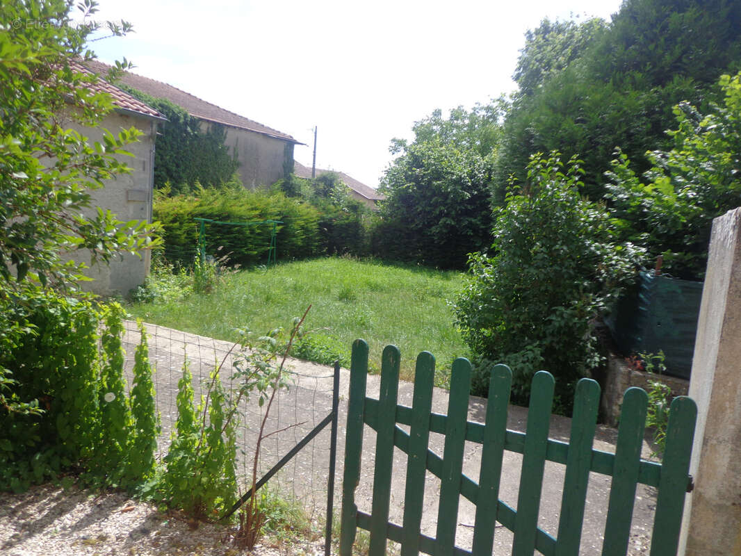 Appartement à BISLEE