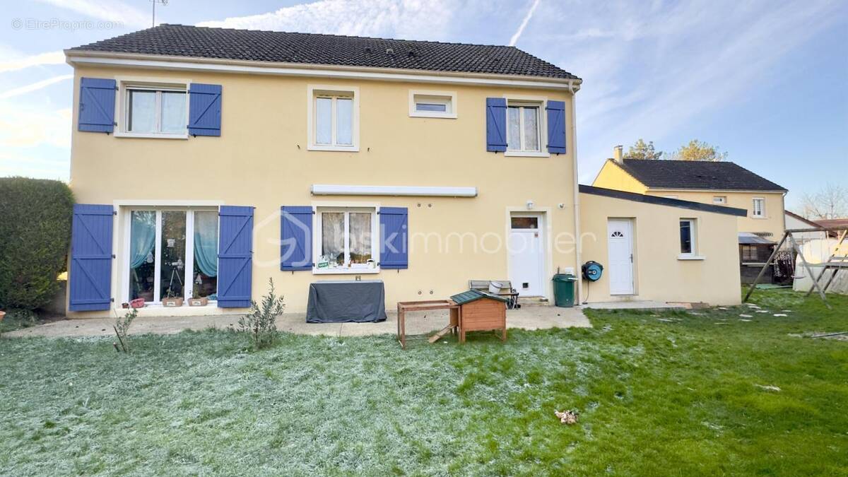 Maison à CONGIS-SUR-THEROUANNE