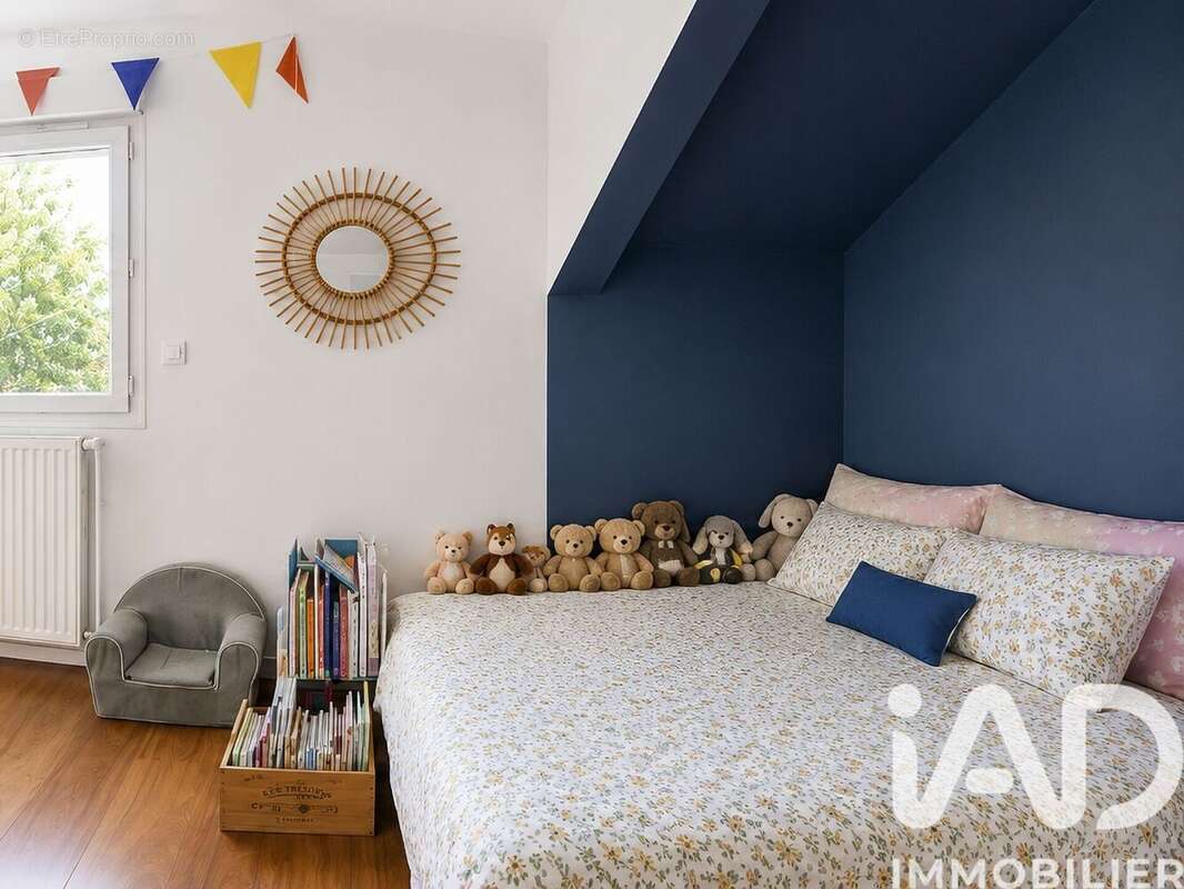 Maison 170 m² à Bagnolet  - photo 6