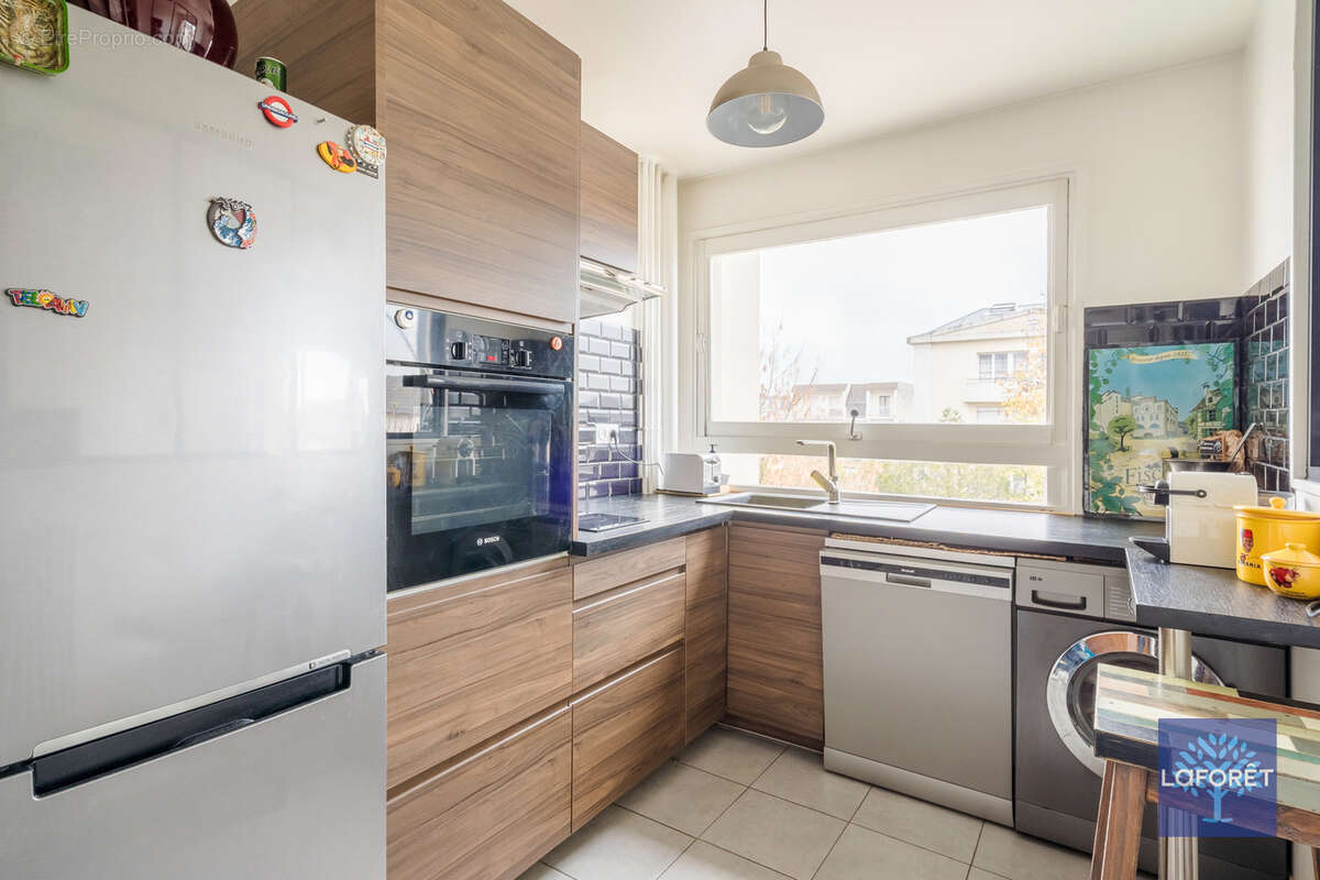 Appartement à LES PAVILLONS-SOUS-BOIS