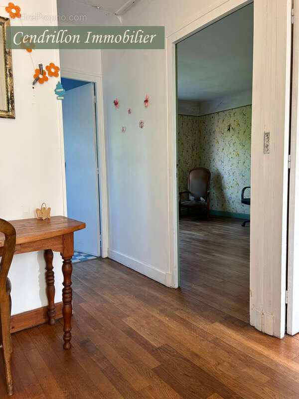 Maison à AZAT-CHATENET