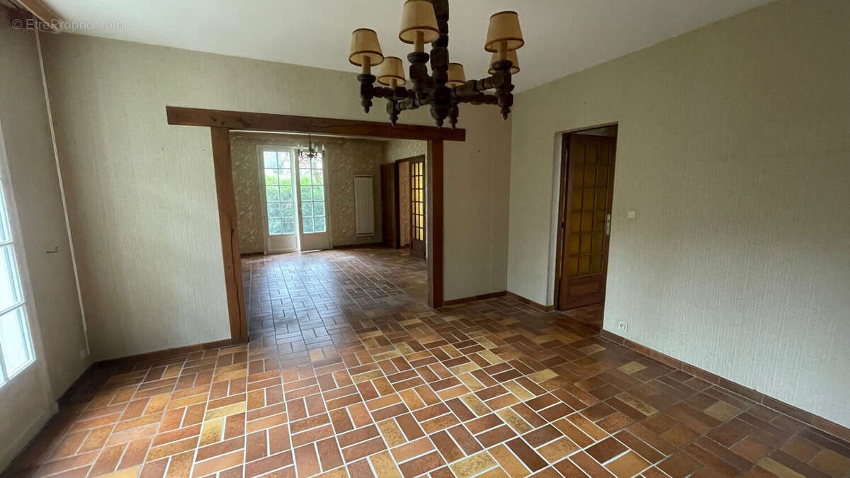 Maison à JOUE-LES-TOURS