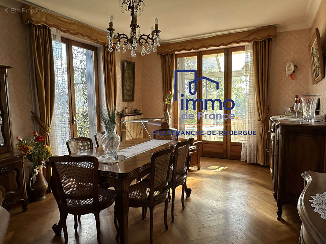 Maison à VILLEFRANCHE-DE-ROUERGUE