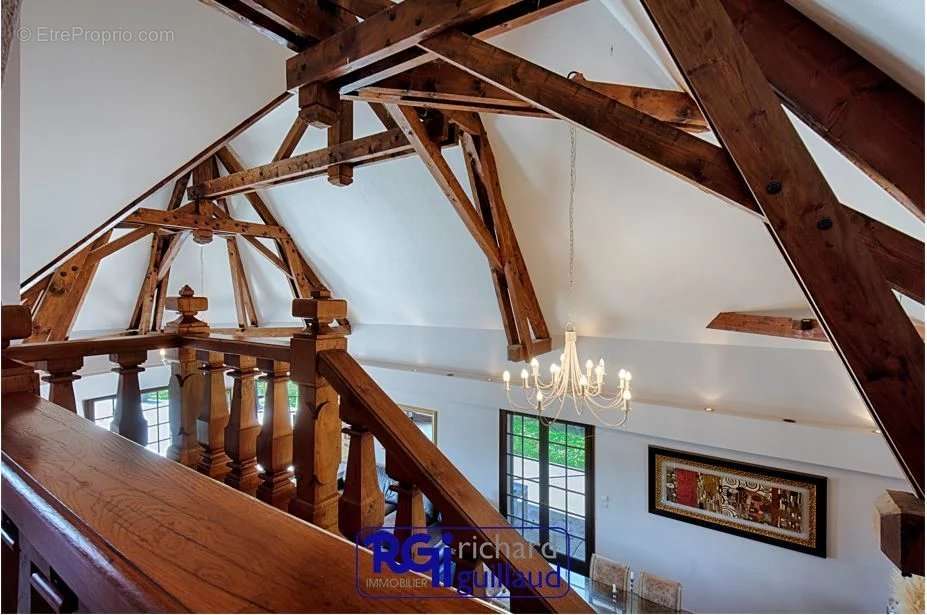 Maison à LES ABRETS