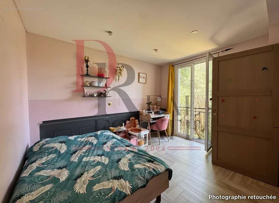 Appartement à CASTELLAR