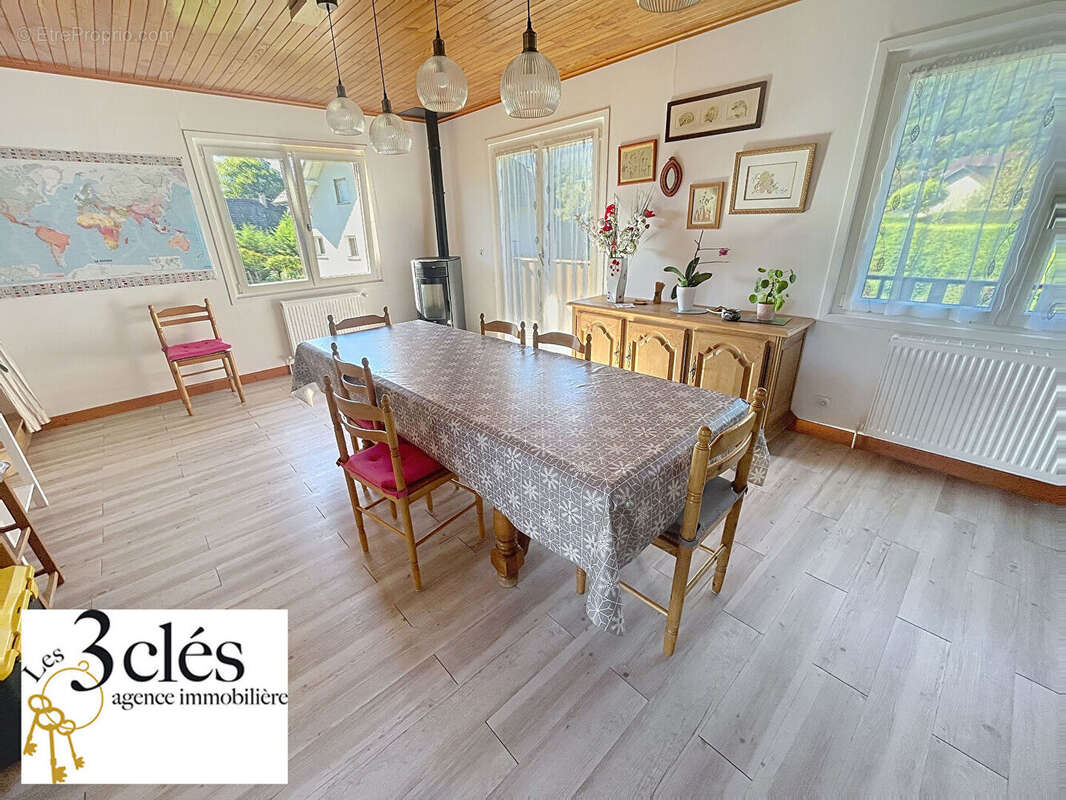 Maison à SAINT-BALDOPH