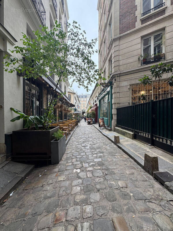 Appartement à PARIS-6E