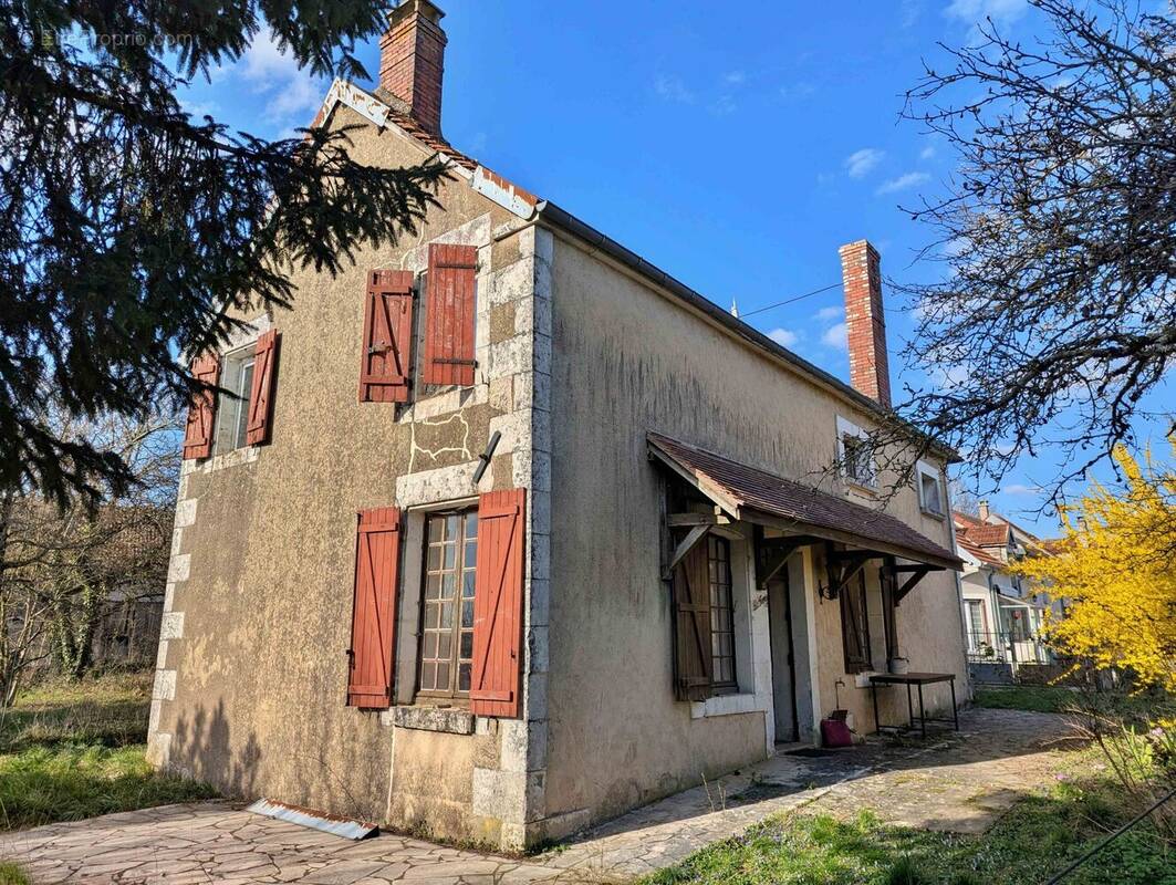 Maison à Taingy - Maison à SEMENTRON