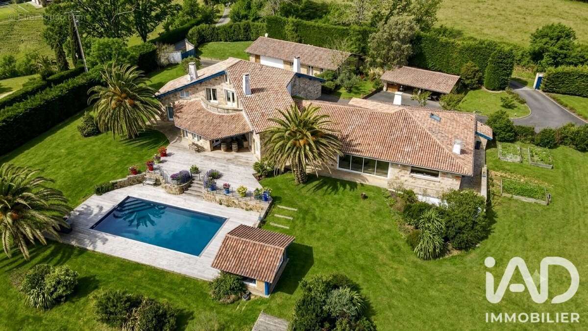 Photo 2 - Maison à URRUGNE