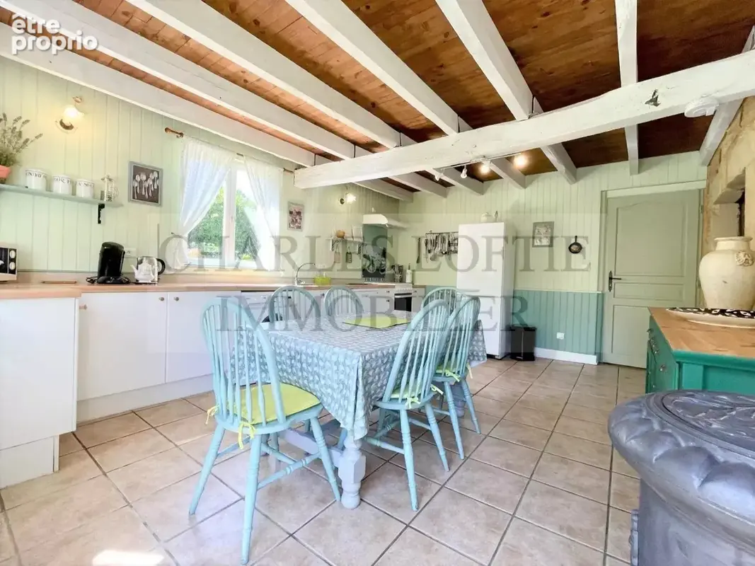 Magnifique ensemble immobilier comprenant une maison prinicipale, trois gîtes et 2 piscines, - photo 17