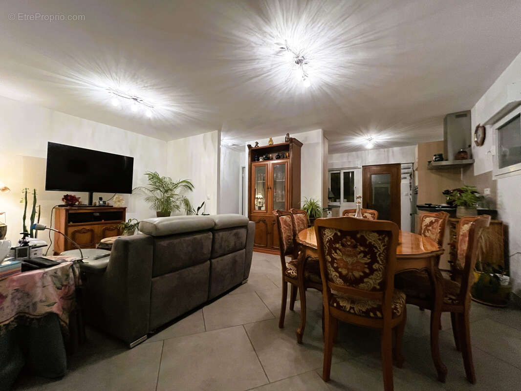 Maison à MAINVILLIERS